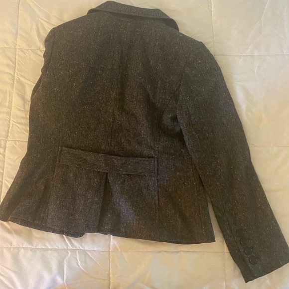 Ann Taylor Wool Blazer. Size 8. - Picture 6 of 6